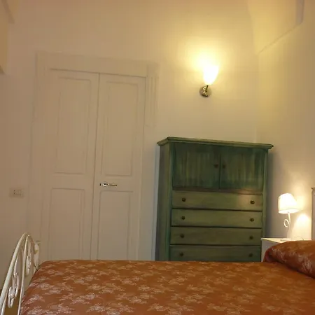 Dimora Montesanto Apartment