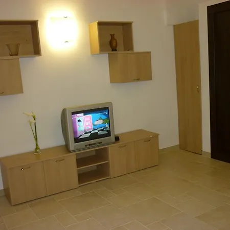 Dimora Montesanto Apartment *
